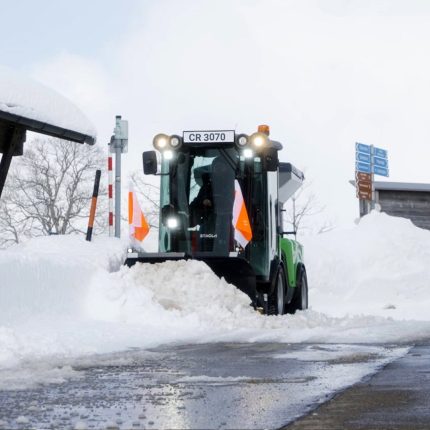 deneigement-egholm-tracto_jardin