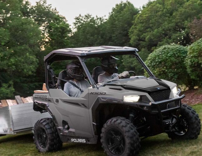 quad-polaris-b-tracto_jardin